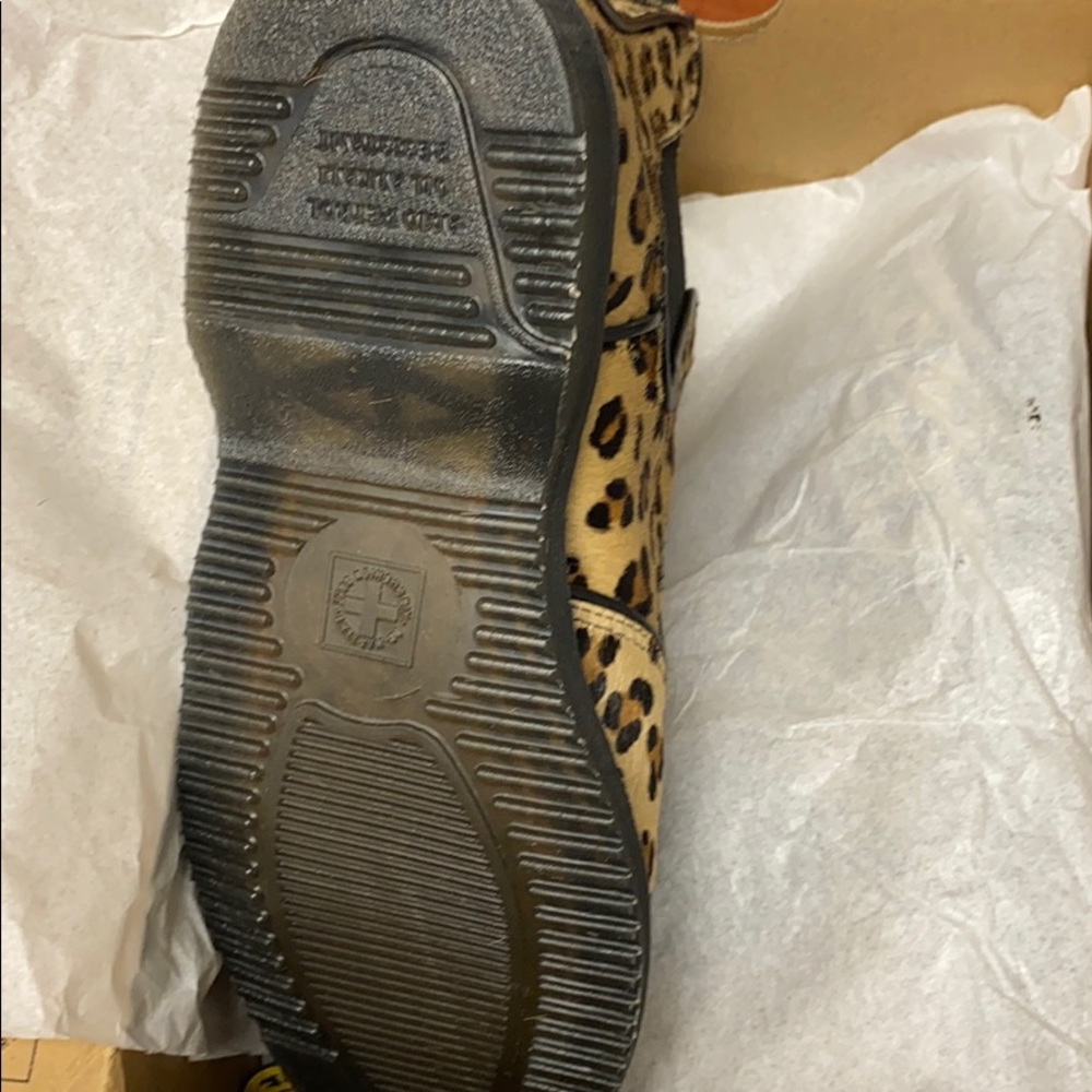 🔥Dr. Martens Flora Hair On Kensington NWT - Picture 8 of 13
